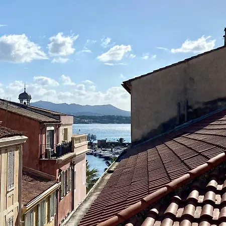 Les Chambres Tropeziennes Sanary-sur-Mer Exterior photo